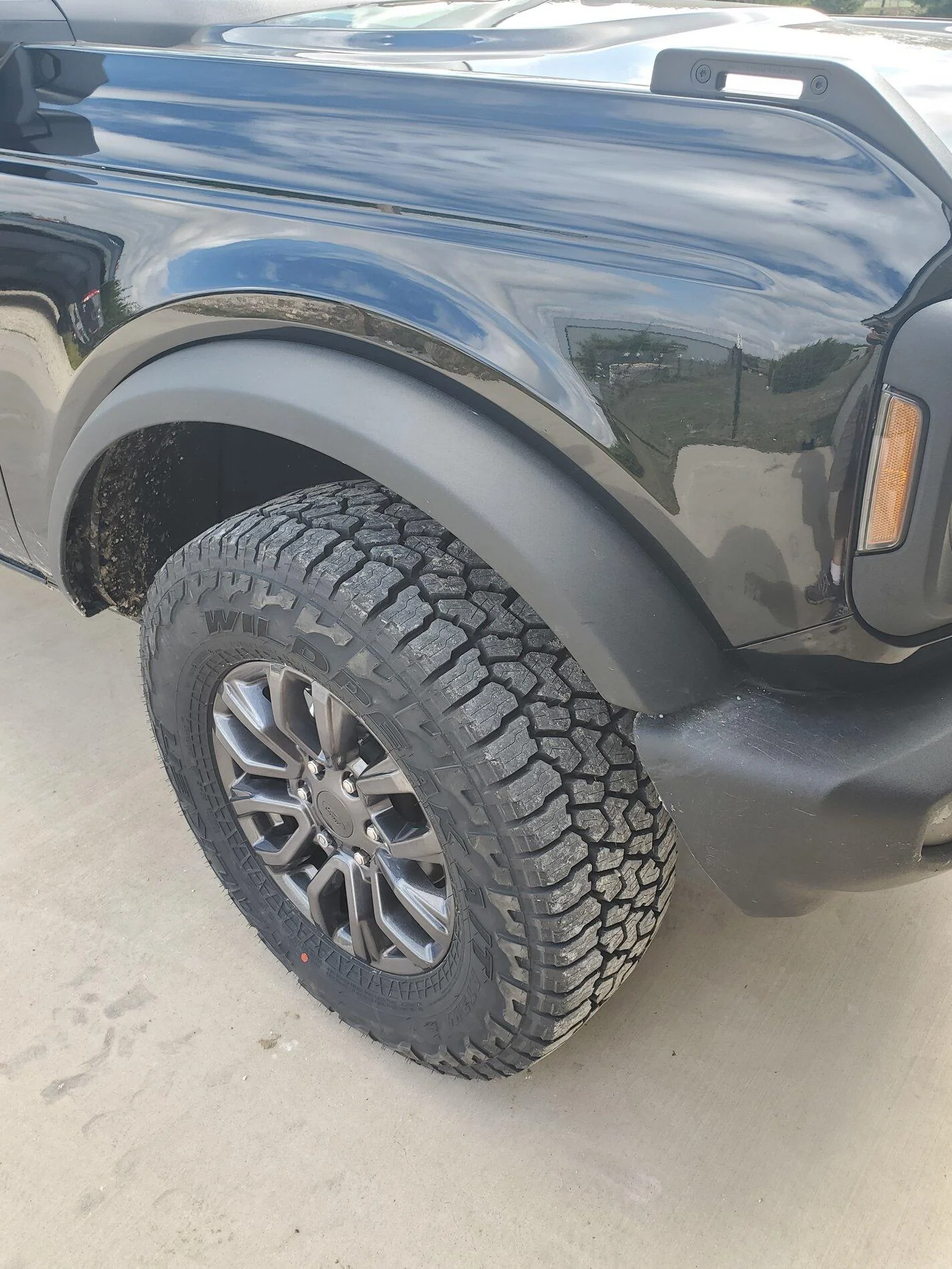 Ford Bronco Ranger wheels on Base Bronco 20211023_104035