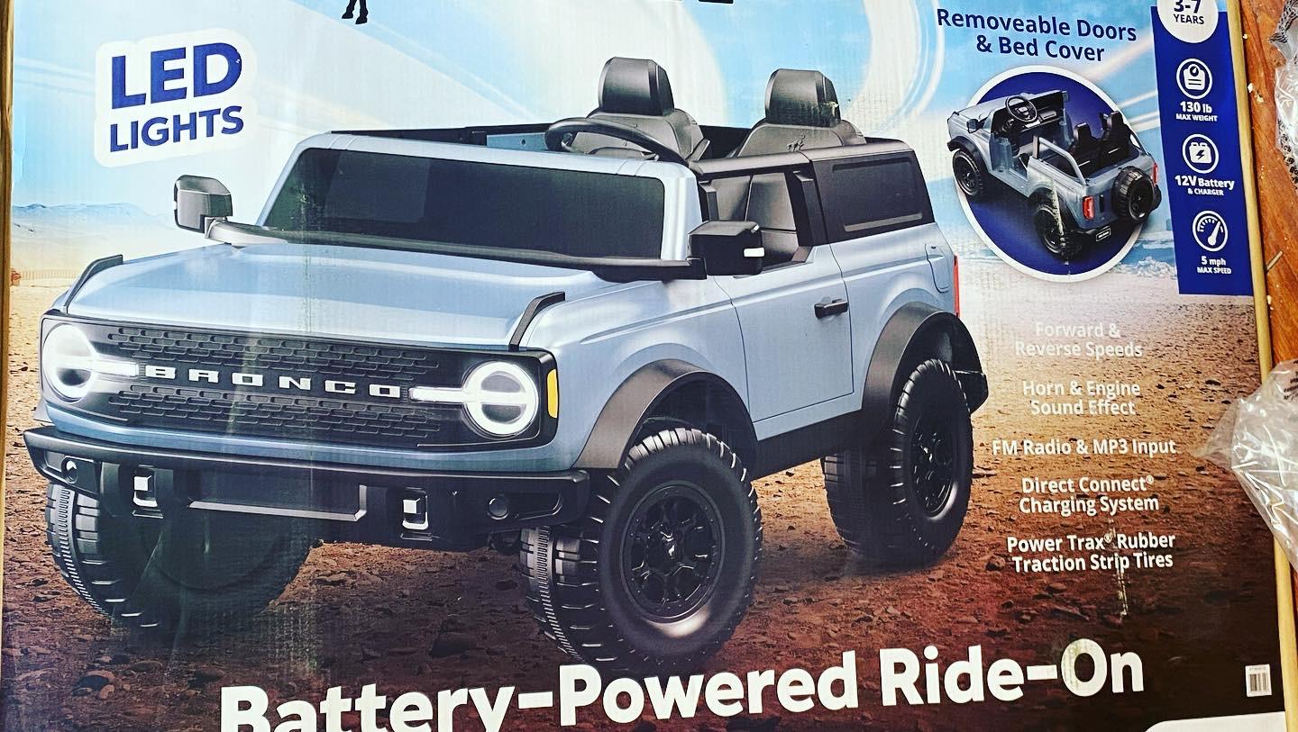 Ford Bronco Bronco Power Wheels by Kid Trax 36193325-10F8-4441-89F9-3669E732A4D4