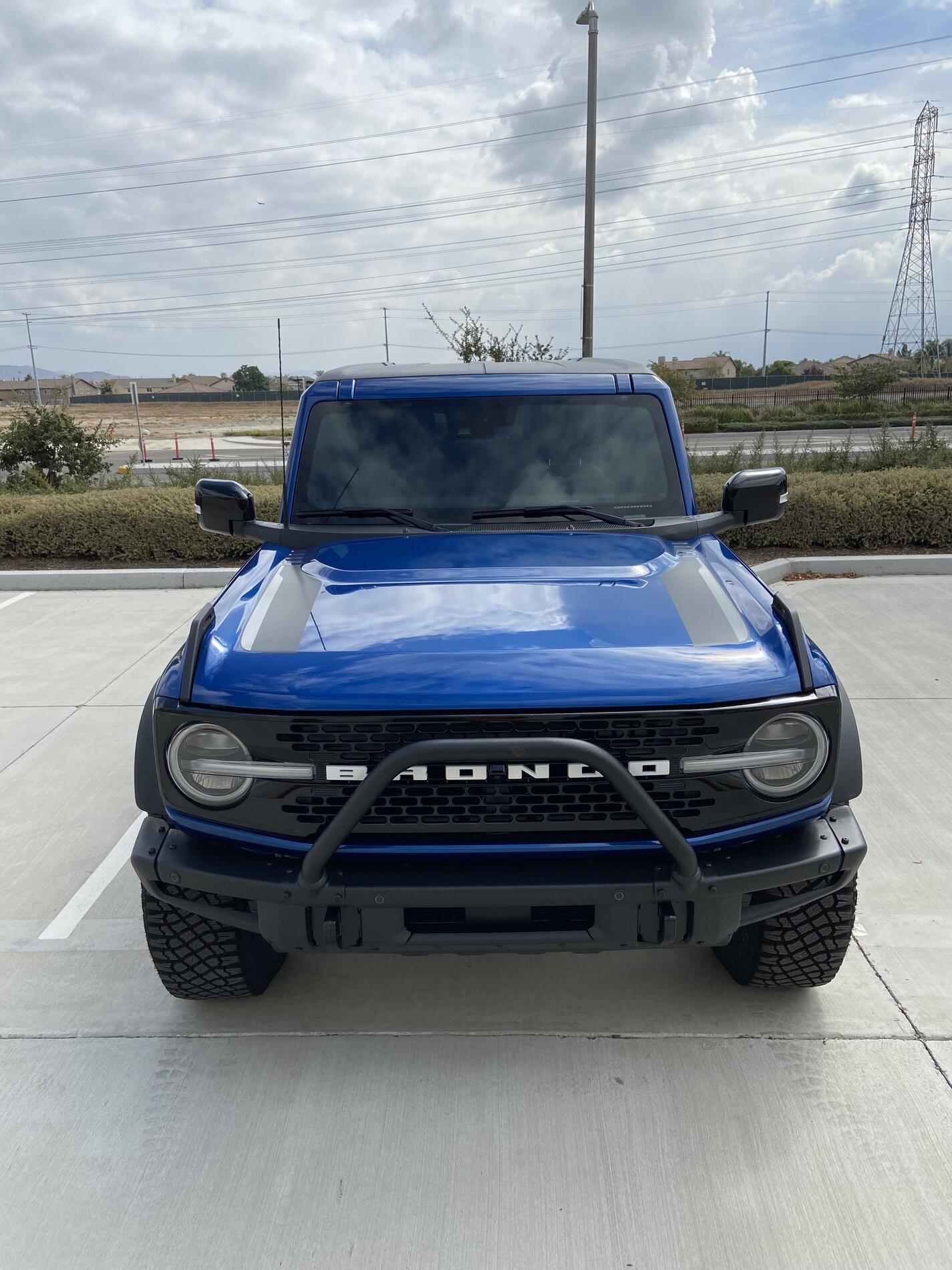 Ford Bronco LIGHTNING BLUE Bronco Club IMG_4078.JPG