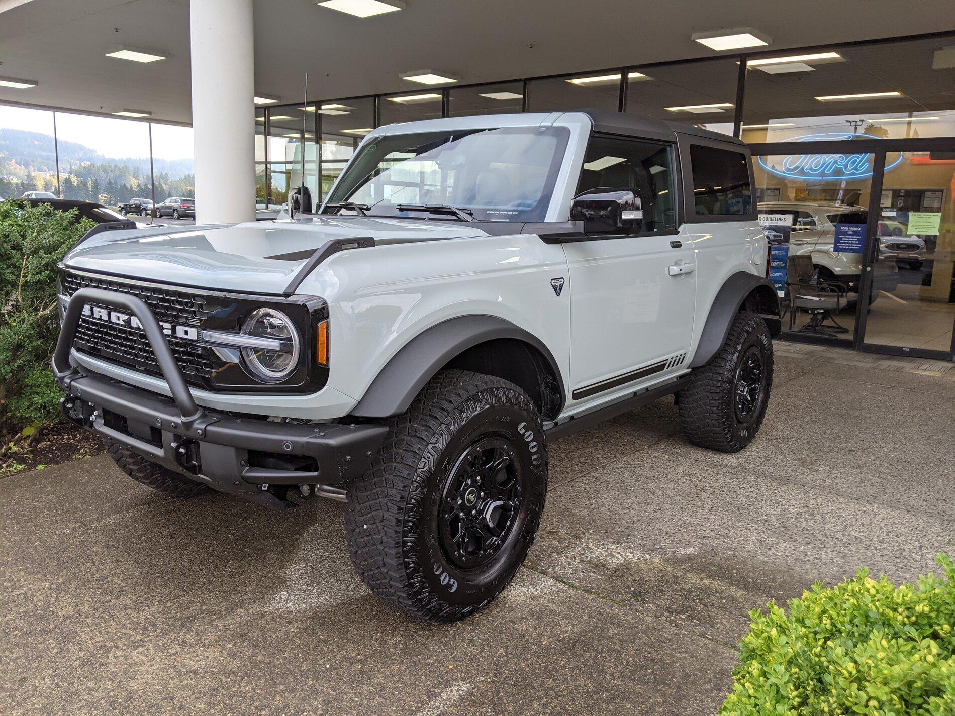 Ford Bronco *** DIRT MOUNTAIN Broncos - Built, Shipped, Delivered Tracker*** PXL_20211022_210809045