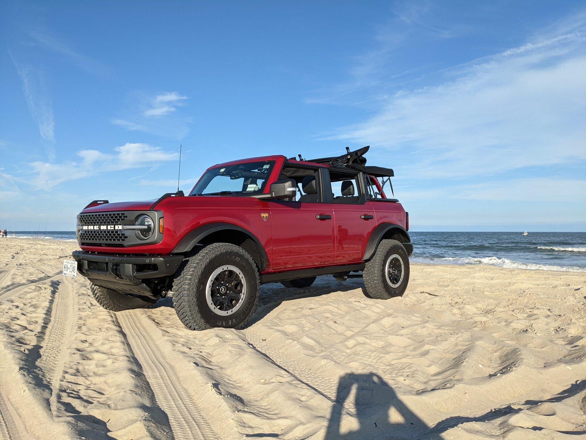 Ford Bronco RAPID RED Bronco Club PXL_20211013_211103020