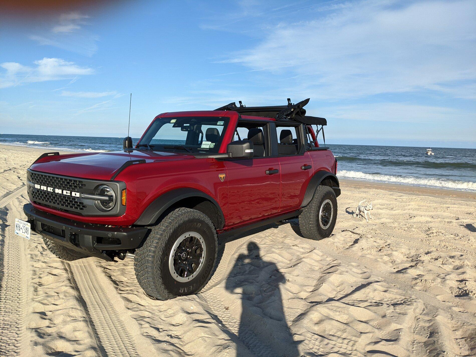 Ford Bronco RAPID RED Bronco Club PXL_20211013_210924653