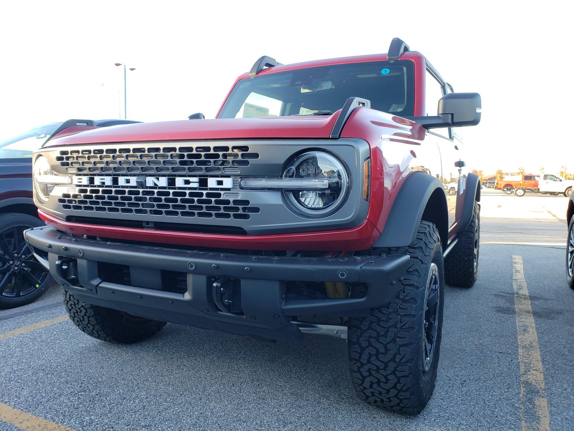 Ford Bronco Bronco Team 2 door. 20211025_171915