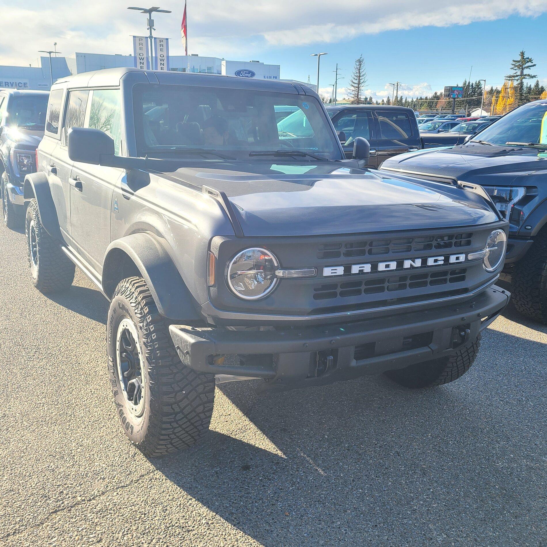 Ford Bronco CARBONIZED GRAY Bronco Club 20211026_111847