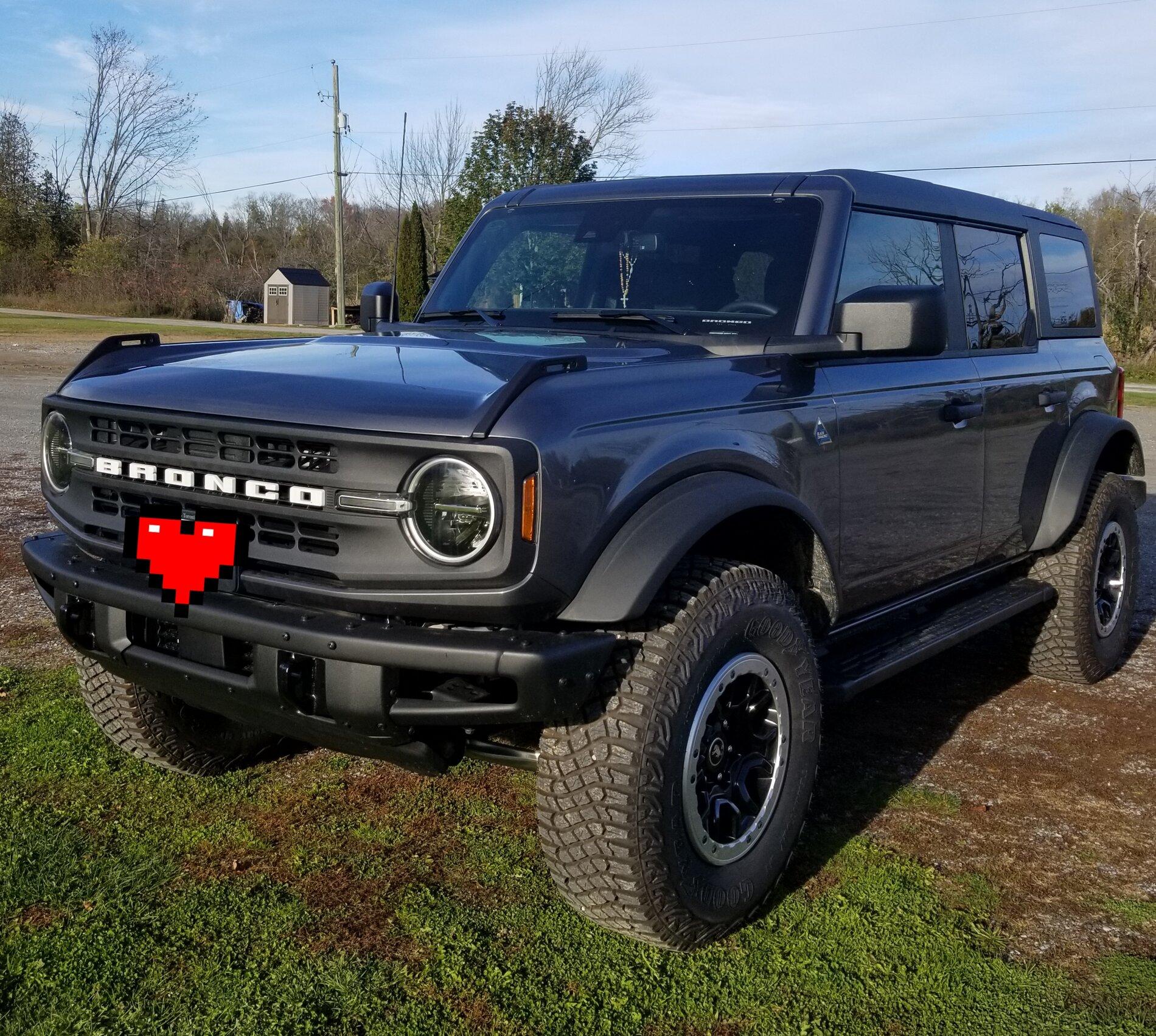 Ford Bronco CARBONIZED GRAY Bronco Club BDbronco1