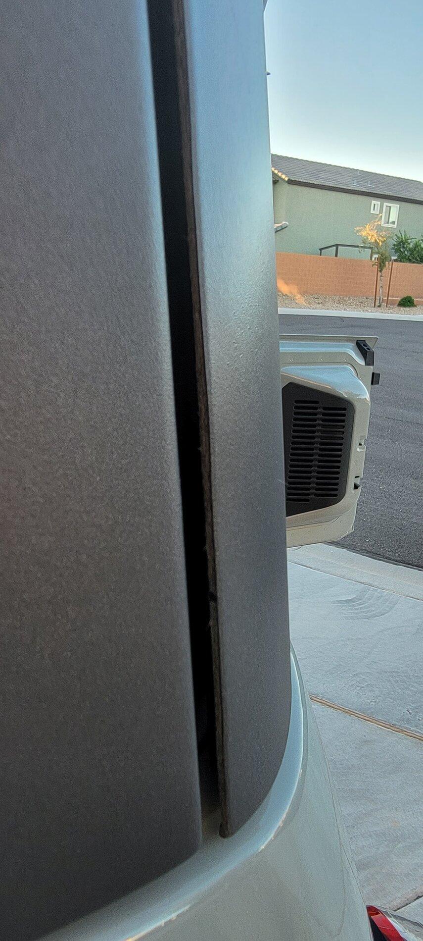 Ford Bronco Bad news about MIC 2.0 quality after a few days 20211026_170947