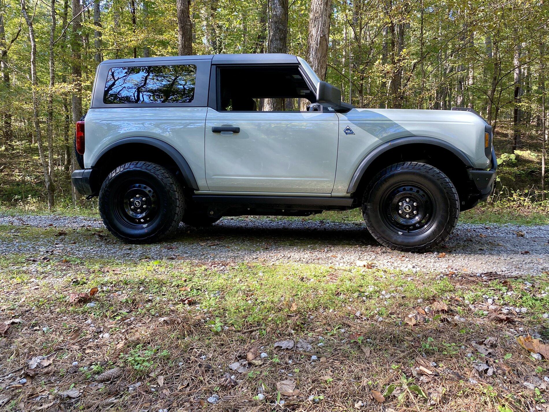 Ford Bronco CACTUS GRAY Bronco Club A782AA00-9ABF-4A4A-824F-685BE7D479C6