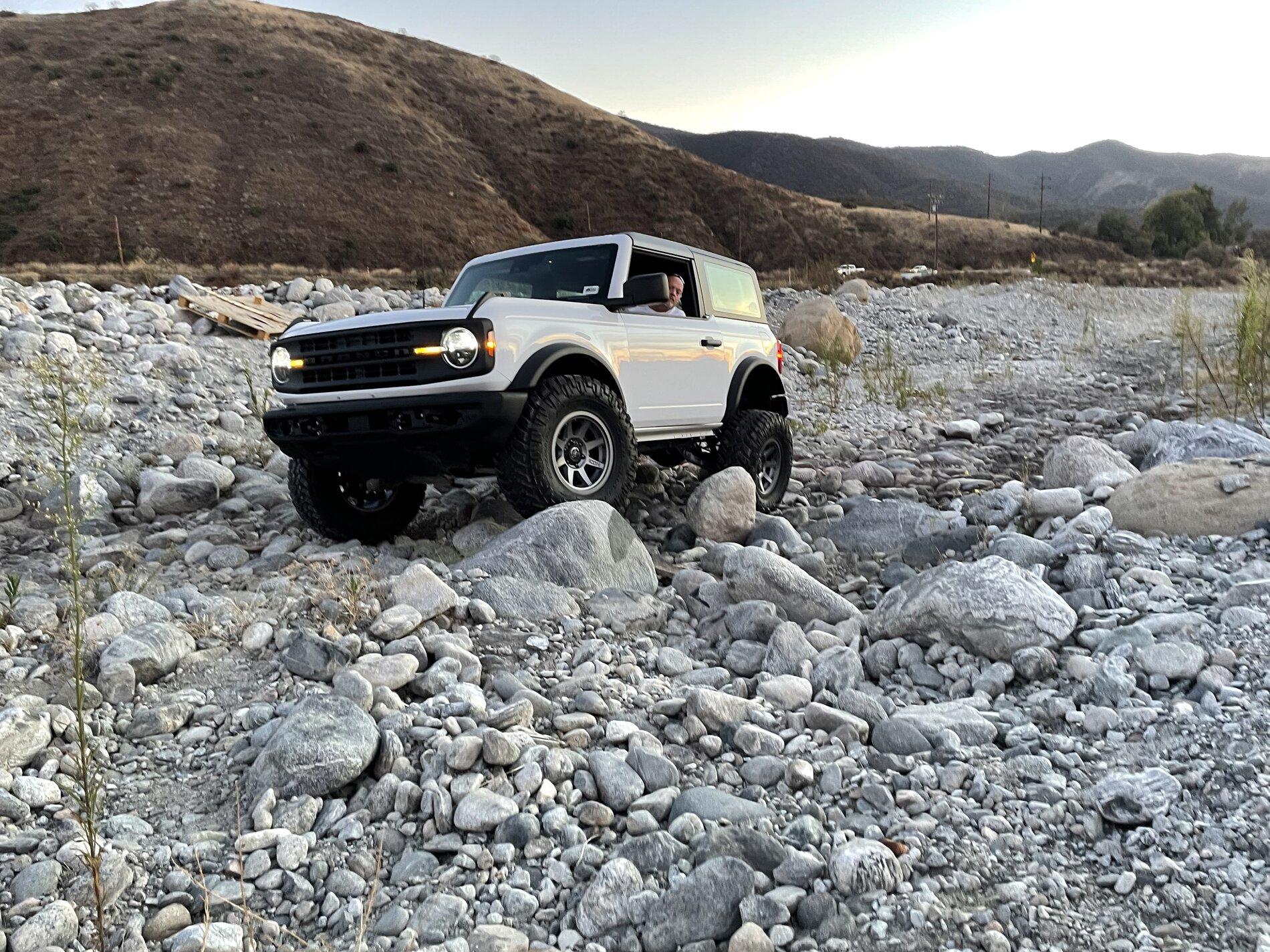 Ford Bronco 2-Door Base non-Squatch on 35" NITTO's & ICON Rebound Pros IMG_1613.JPG
