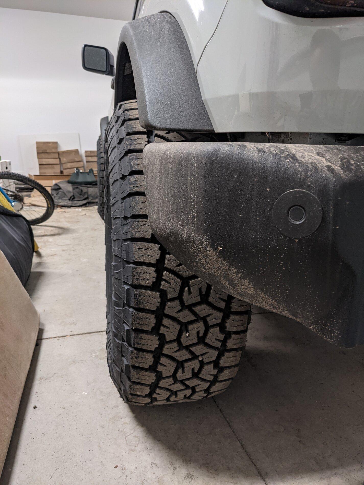 Ford Bronco Show us your installed wheel / tire upgrades here! (Pics) PXL_20211028_002003160