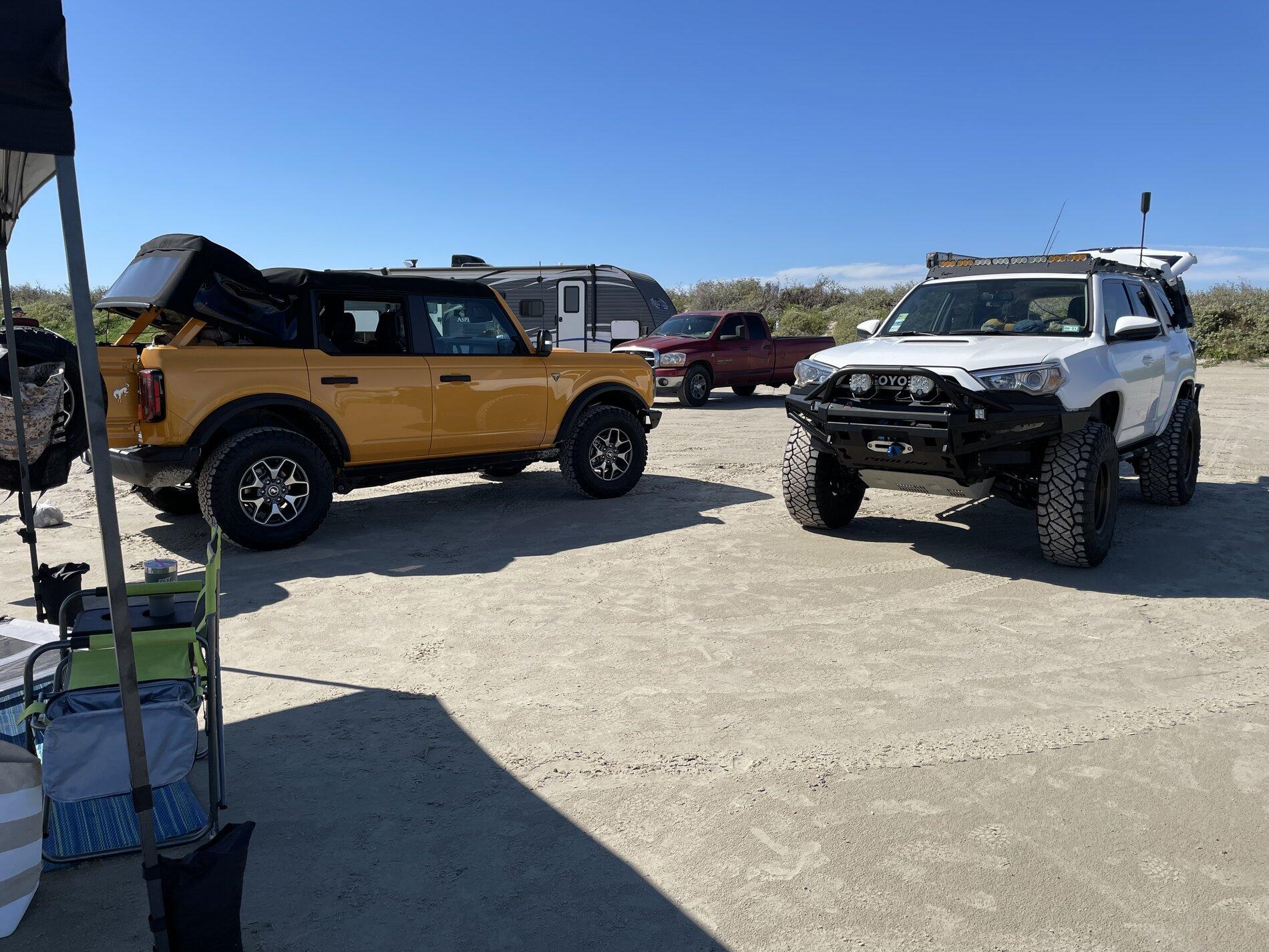 Ford Bronco *** DIRT MOUNTAIN Broncos - Built, Shipped, Delivered Tracker*** 48765E90-E8BF-4510-8C69-7A58C17D90C1