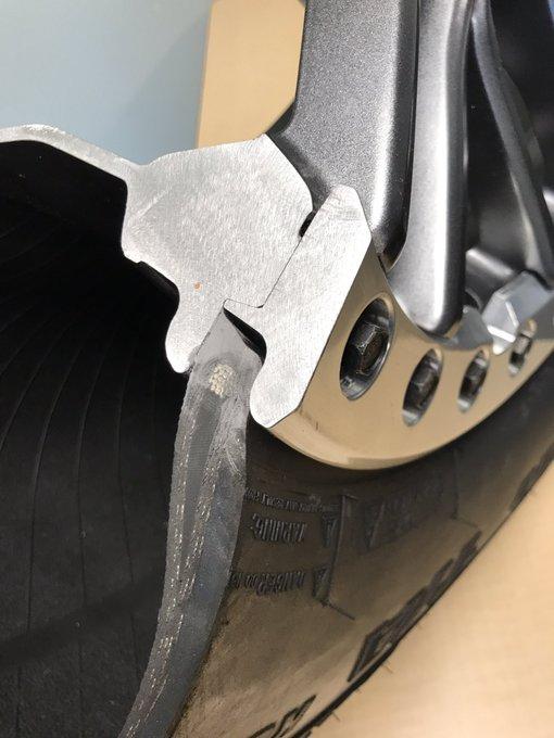 Ford Bronco Running the Bead lock ring as a trim ring? 84BCF020-BC2D-4CFA-8A88-836BFBE184FD