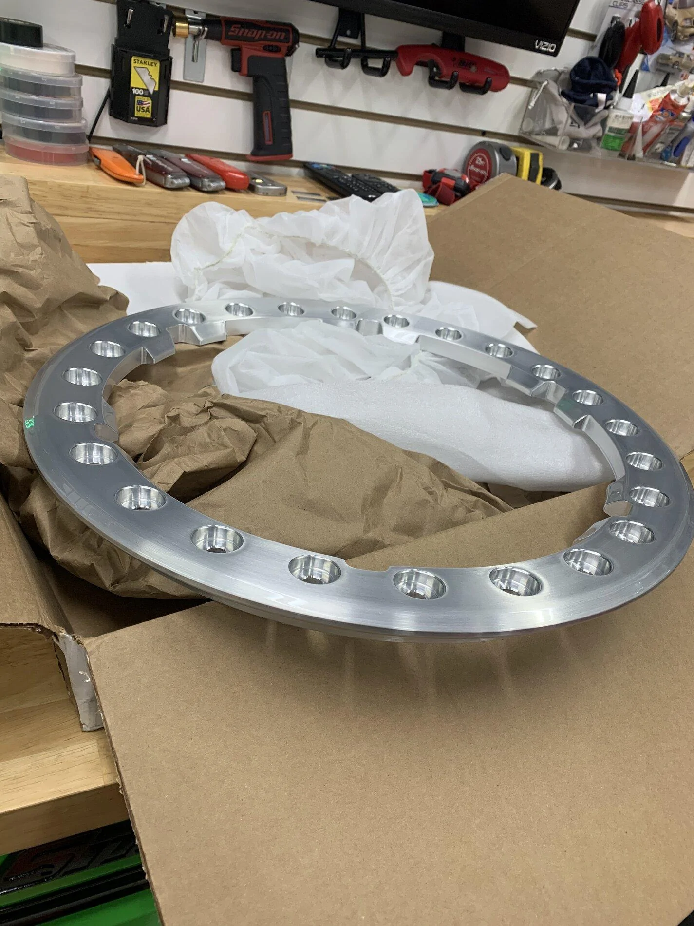 Ford Bronco Running the Bead lock ring as a trim ring? CD3BA2CA-8BEA-4D10-9095-11F178226BB1