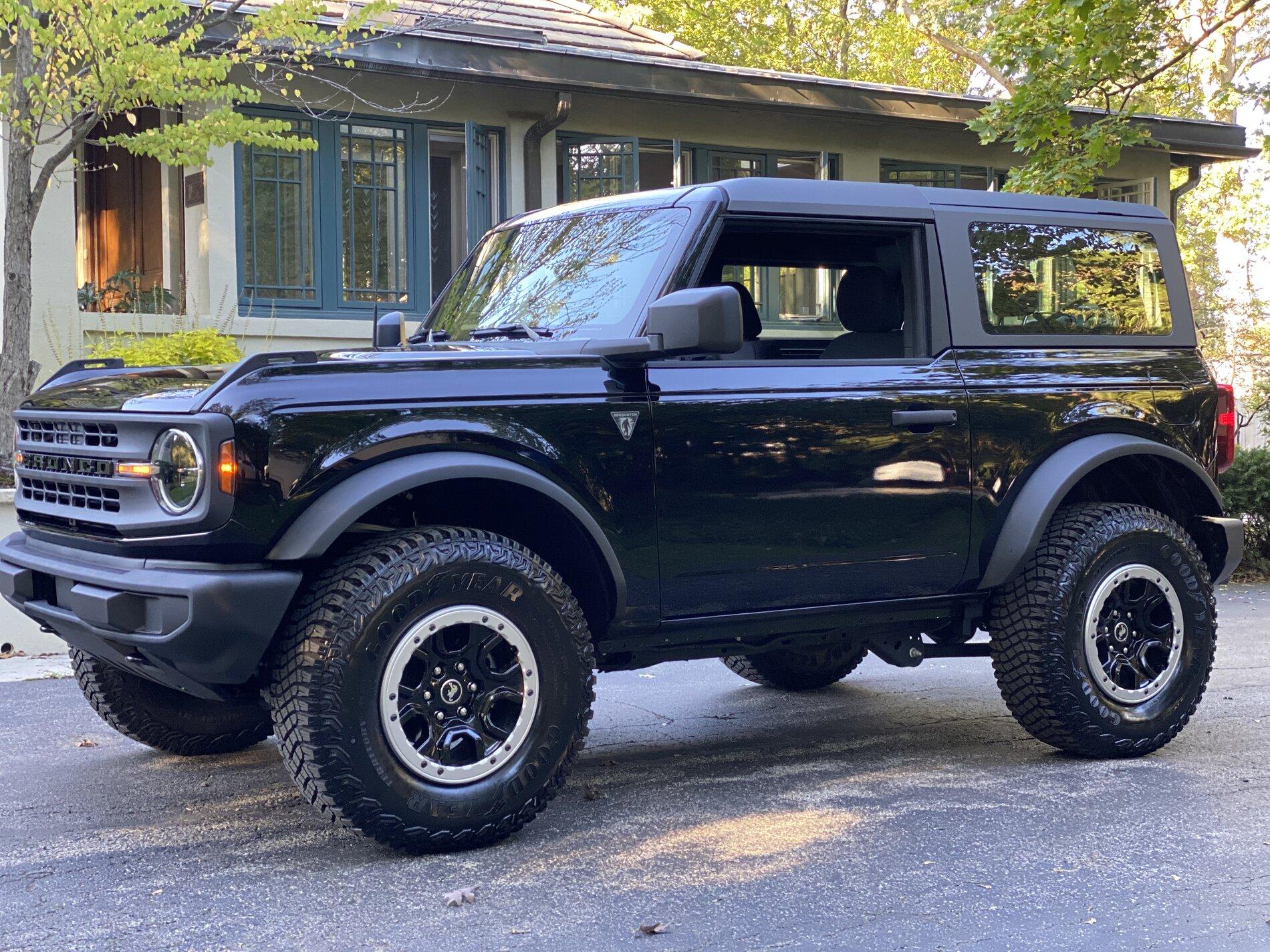 Ford Bronco First Impression & Review : Base Sasquatch 4-door Bronco 59B4BB31-2E49-4B26-8CEE-D9AB29389642
