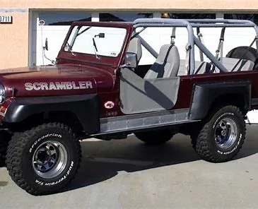 Ford Bronco Three row Wrangler? This could make me switch! CWv166gHaEo?w=222&h=180&c=7&r=0&o=5&dpr=1.65&pid=1