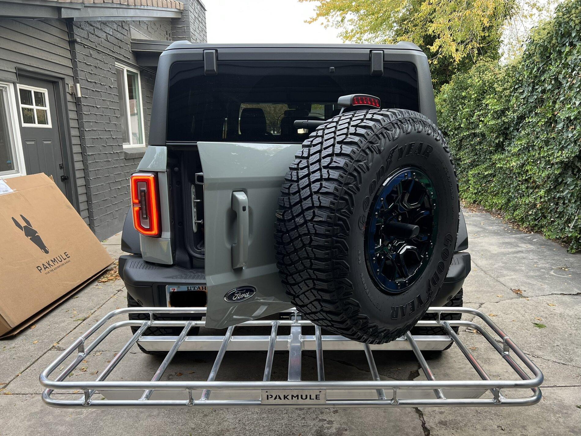 Ford Bronco Cargo space solution: pakmule B2BDB498-1EE7-4C64-861B-569446D5FA49