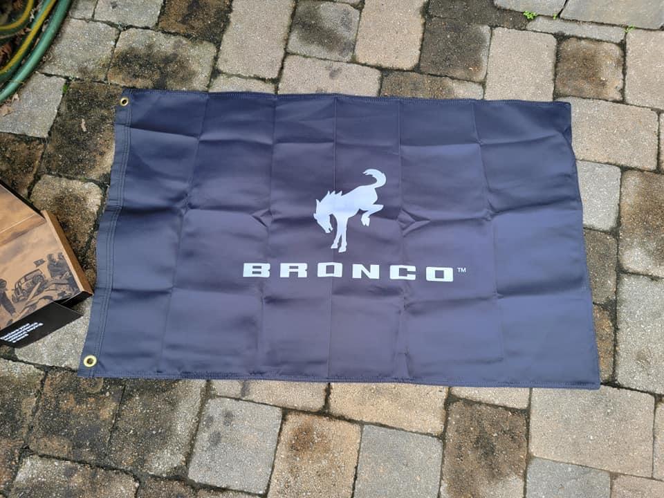 Ford Bronco New Gift arrived (mini Broncos) BF0DCCC1-29F1-412F-A0E7-A20BB9D003BB