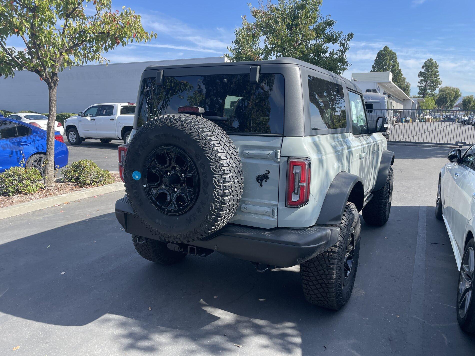 Ford Bronco Picking This Up Today!!!!! DBA44318-27DE-424B-BDAE-B4BDA0C81F0E