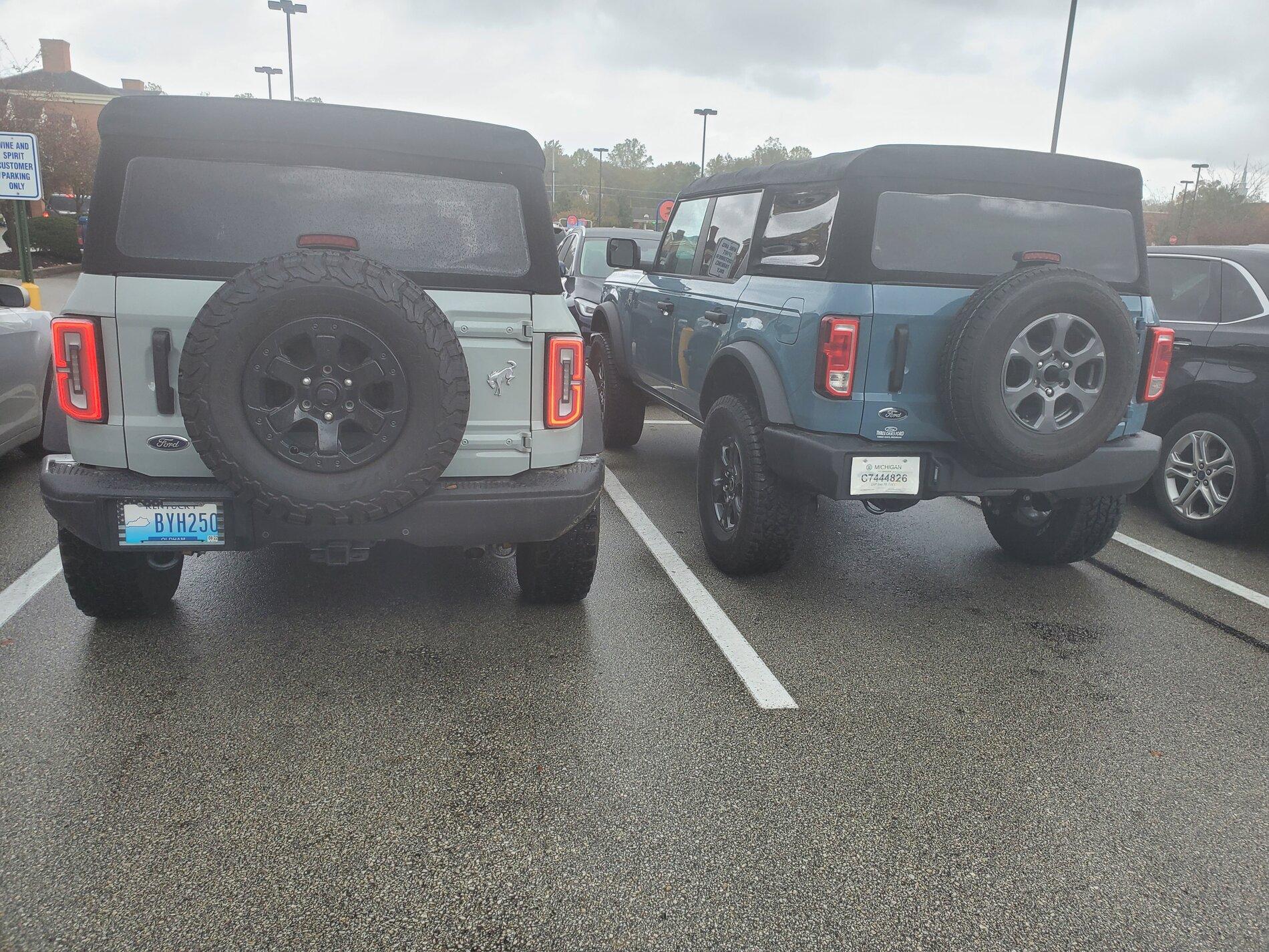 Ford Bronco 35's on stock Big Bend wheels. 20211030_125753