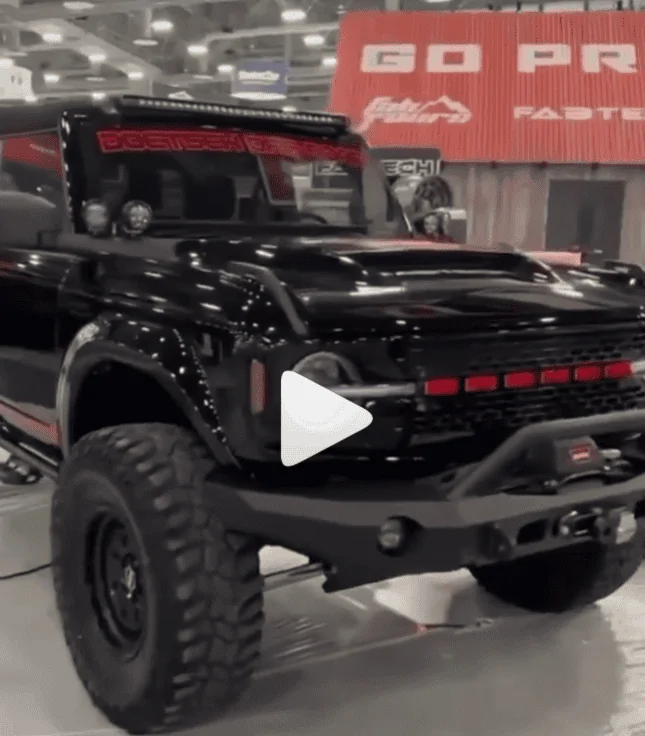 Ford Bronco SEMA Broncos 1635735088247