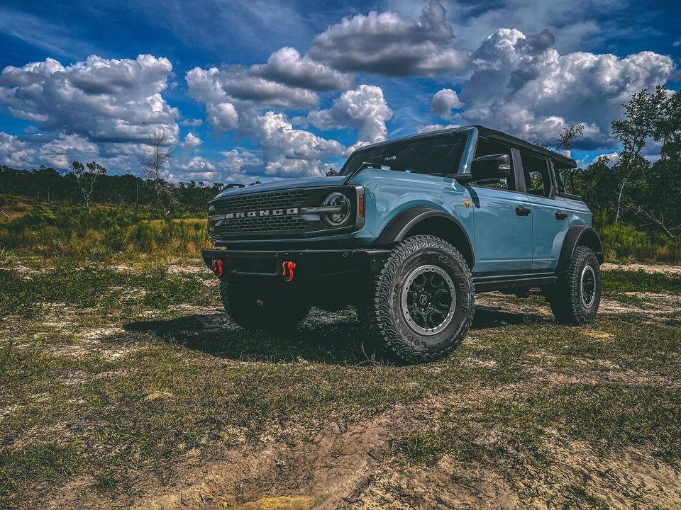 Ford Bronco "The Dirt Horse" - Area 51 Bronco Badlands build 244520233_3166912023538106_3163898690834722900_n