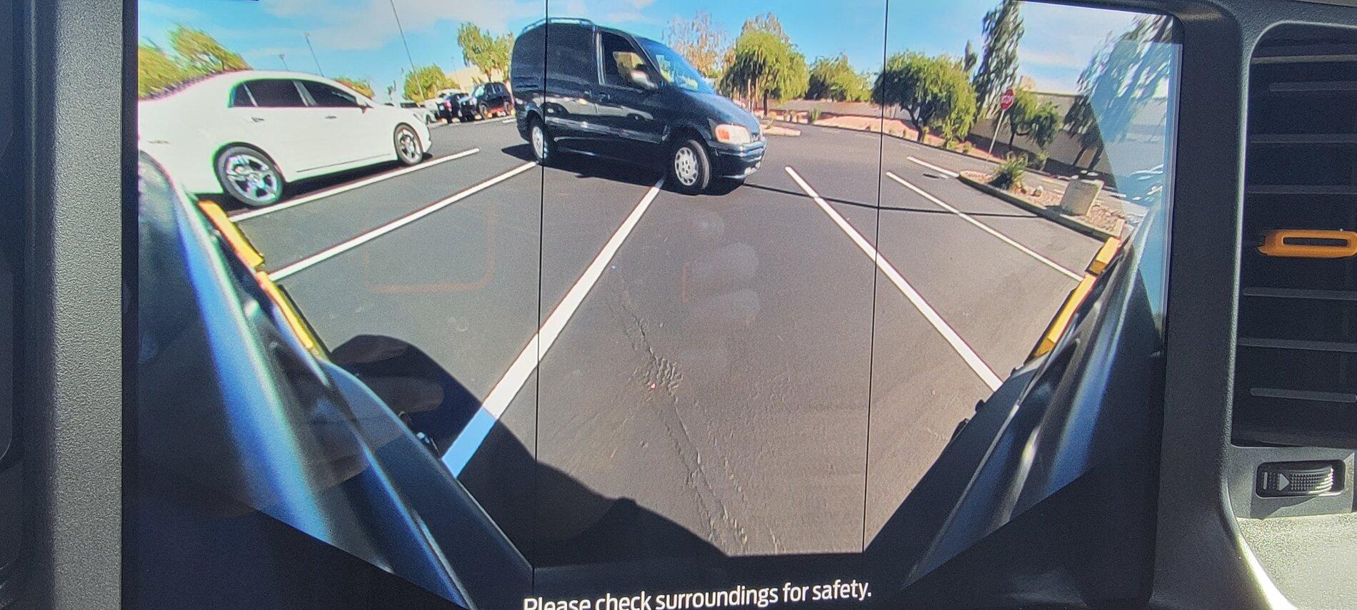Ford Bronco Rear camera - parking/backup camera blurry 16357977062121178481898248971422