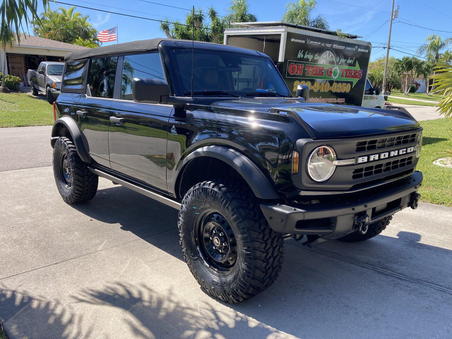 Ford Bronco Ultimate Black Diamond Non-Sasquatch pics thread 7B1CE570-95C9-44B3-A572-28BF2CCA5EB1