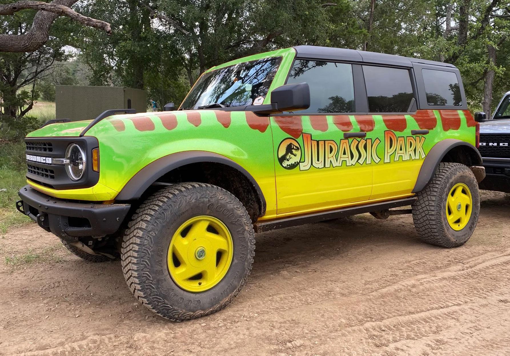 Ford Bronco Halloween Broncos Bronco-Jurassic-Park
