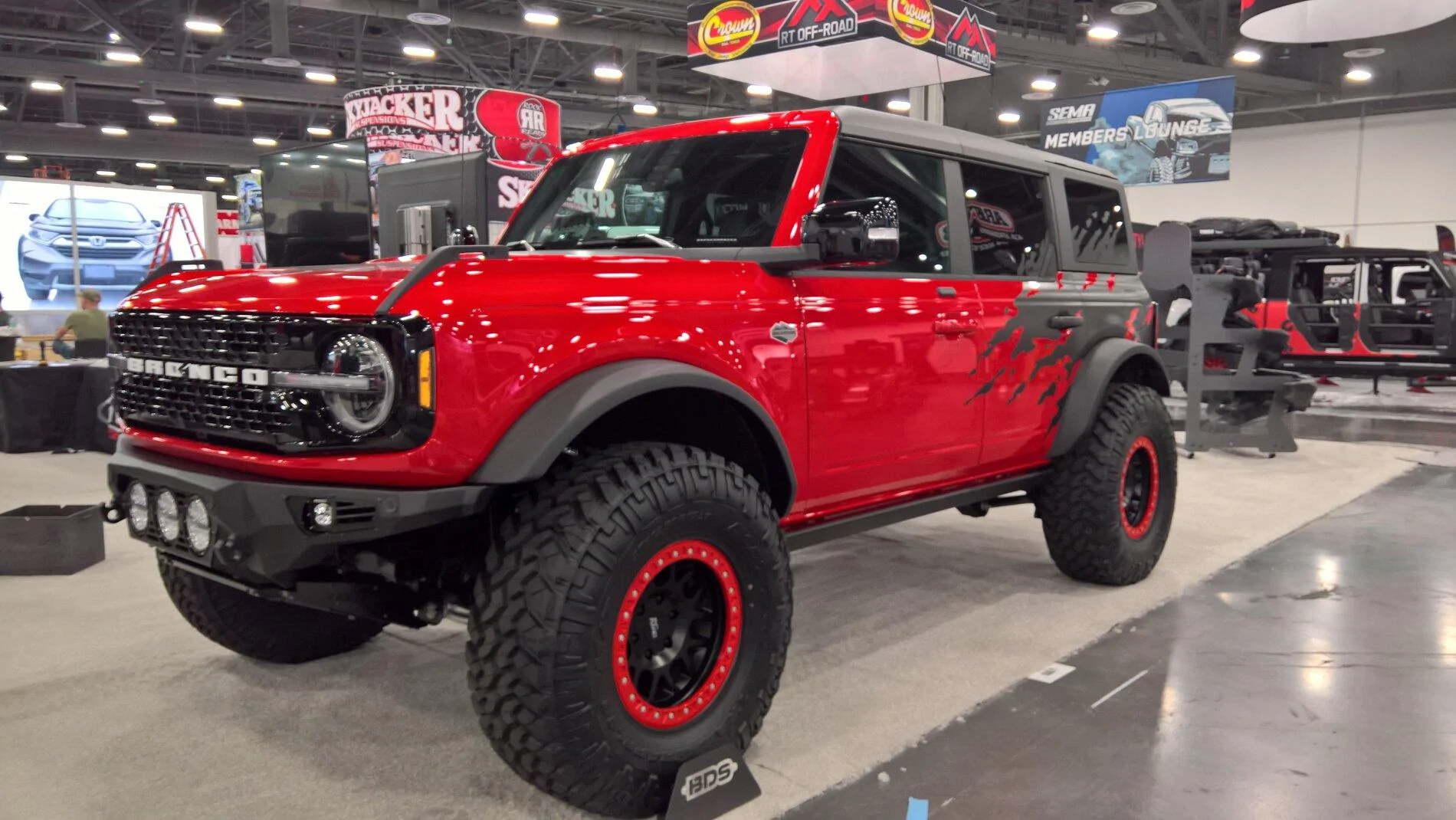 Ford Bronco SEMA Broncos WP_20211101_12_21_05_Pro