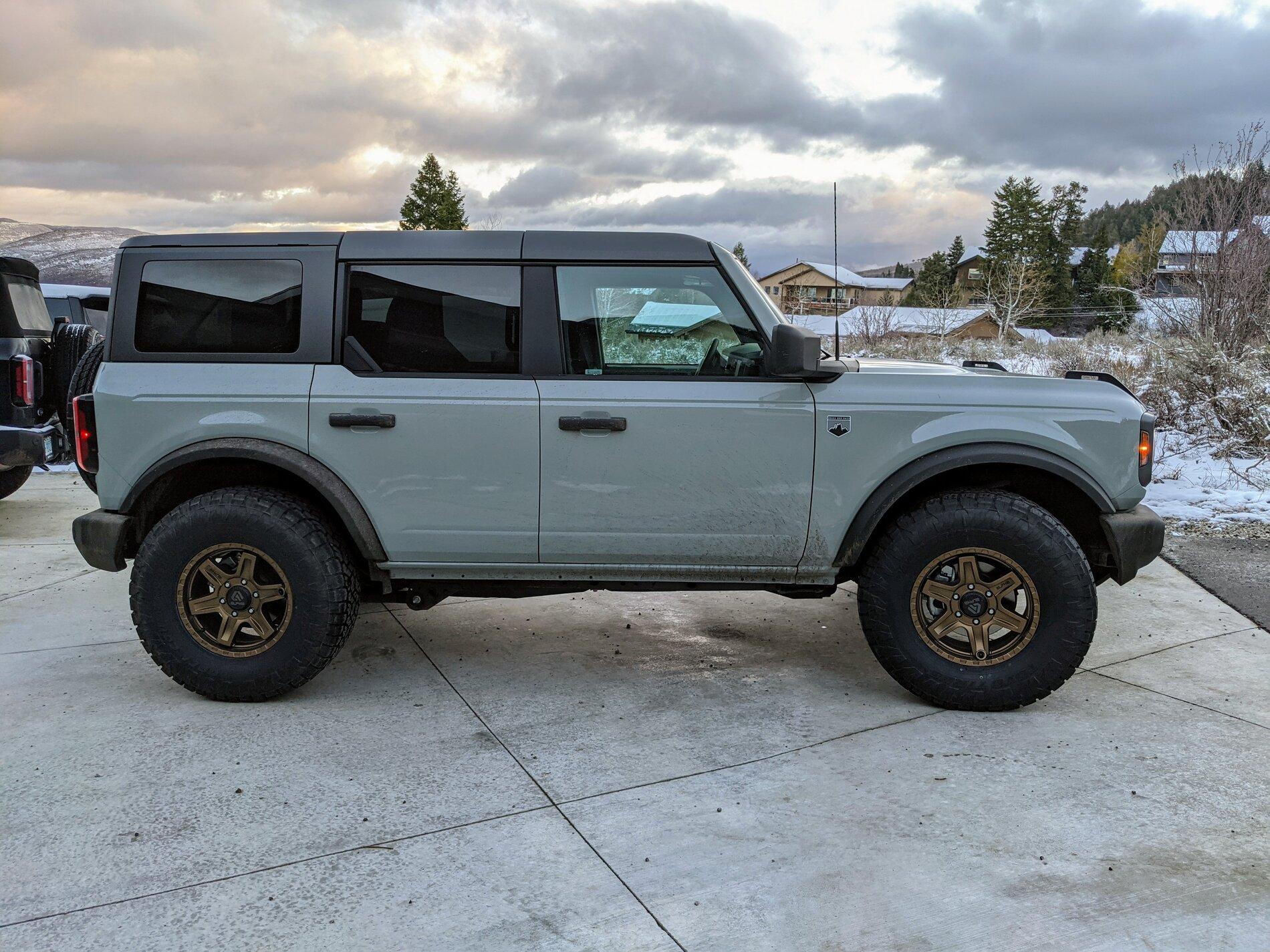 Ford Bronco Show us your installed wheel / tire upgrades here! (Pics) PXL_20211027_141058491