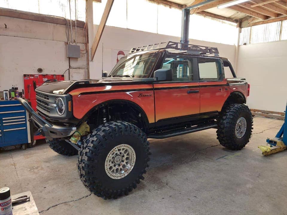 Ford Bronco DelFab Bronco Build at SEMA 2021 249239152_4534427593246616_6179722996457298358_n