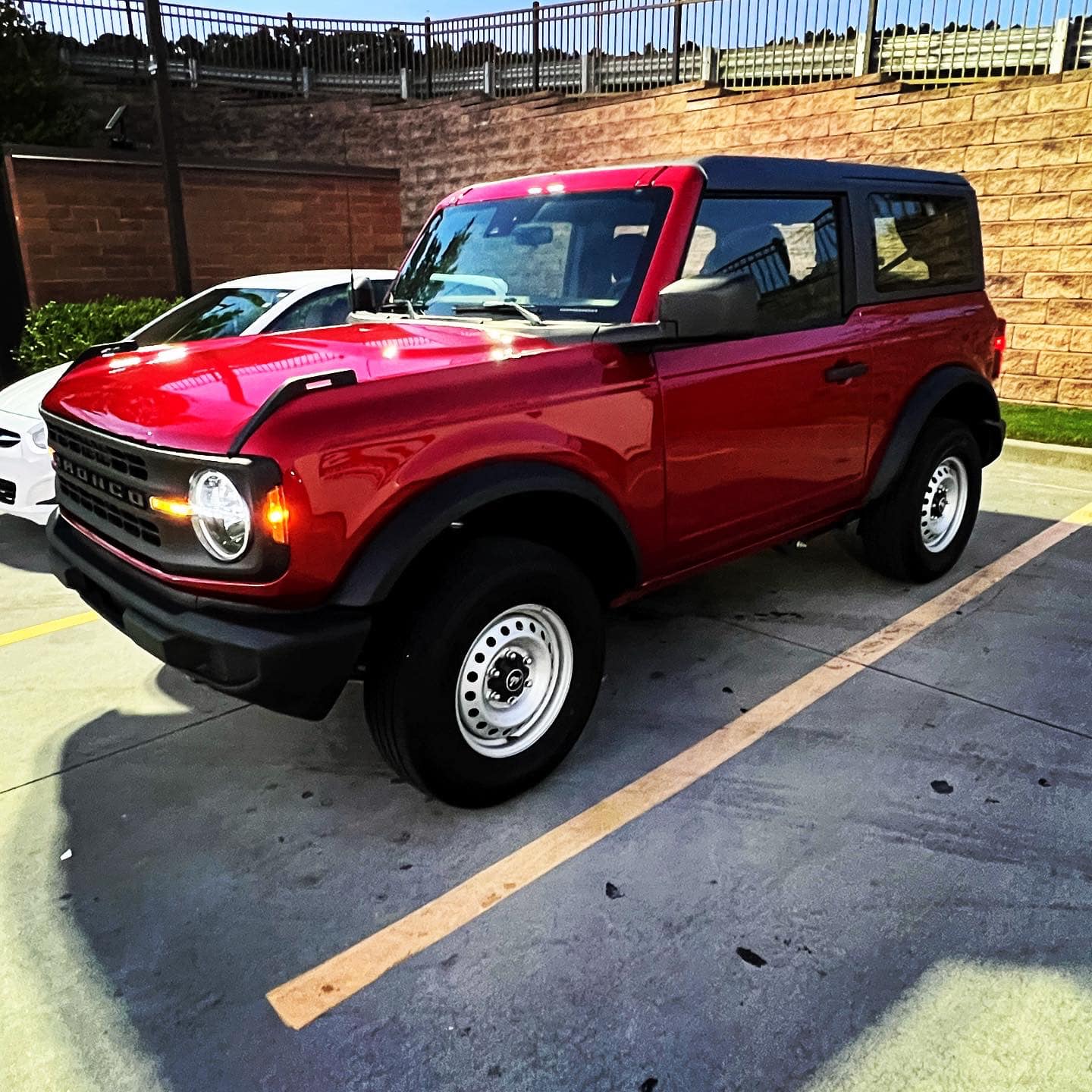 Ford Bronco RAPID RED Bronco Club 248794344_4567748173247967_7842379632513351278_n
