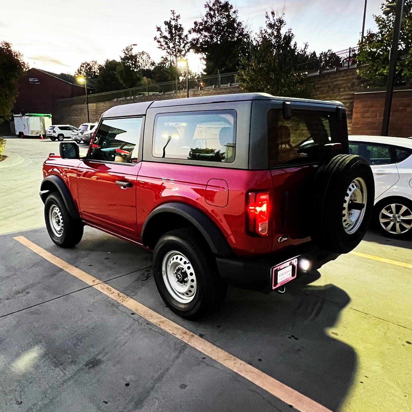 Ford Bronco RAPID RED Bronco Club 243060446_4567748023247982_1351277949858989884_n