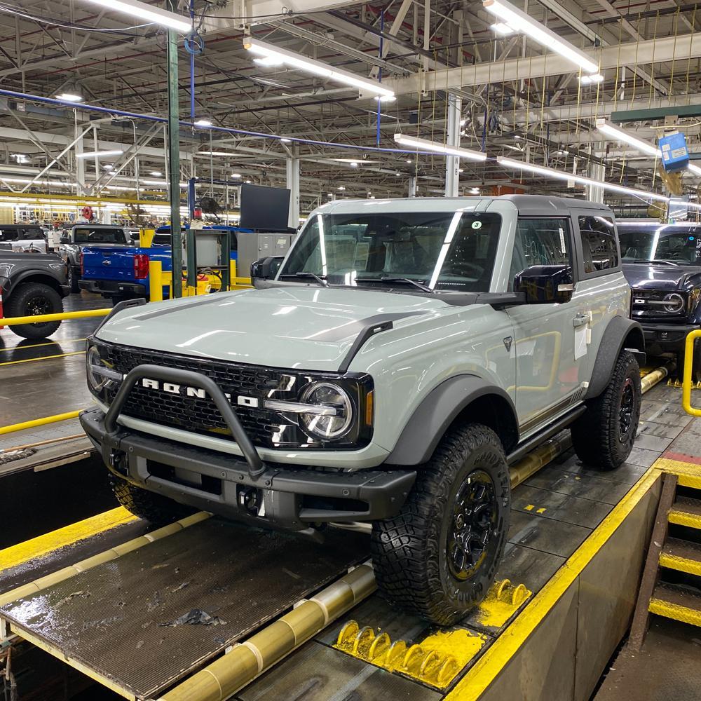 Ford Bronco *** DIRT MOUNTAIN Broncos - Built, Shipped, Delivered Tracker*** image