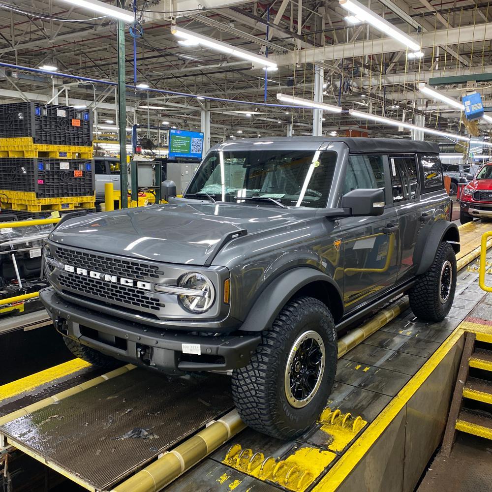 Ford Bronco 🛠 10/25/21 Build Week Group 2021Bronco