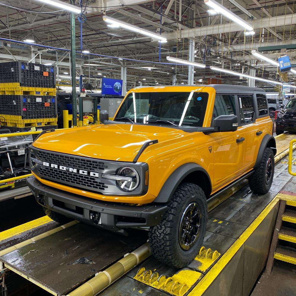 Ford Bronco 🛠 10/25/21 Build Week Group image