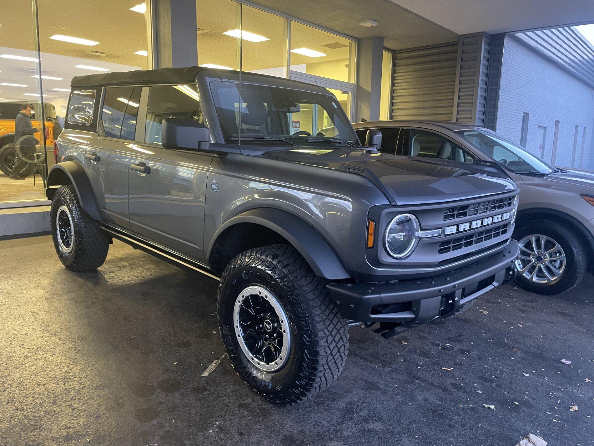 Ford Bronco 🛠 10/25/21 Build Week Group FC14CF09-CE3A-4183-AFFB-5FF6922E460F