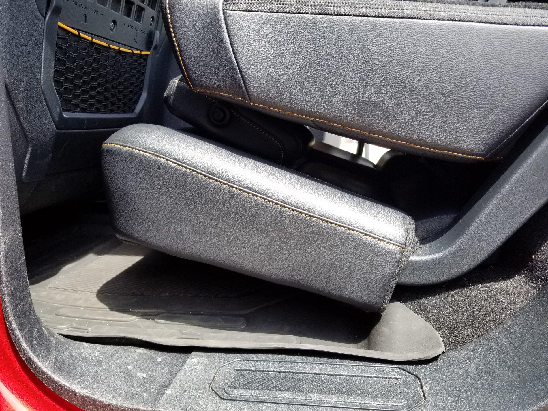 Ford Bronco Hardmounted ARB dual compressor with quick connect port installed 88AE233C-F29C-4B10-8BC9-877BDFBFD18D