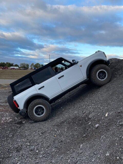 Ford Bronco 37x12.5r17 KM3s Sasquatch Badlands No Lift/Build Thread IMG_1342