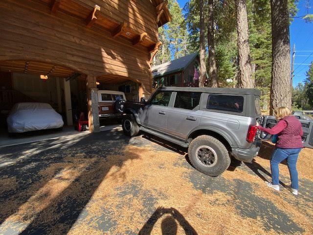 Ford Bronco CNET review - 2021 Ford Bronco Badlands: The Jeep wrangler picture-6