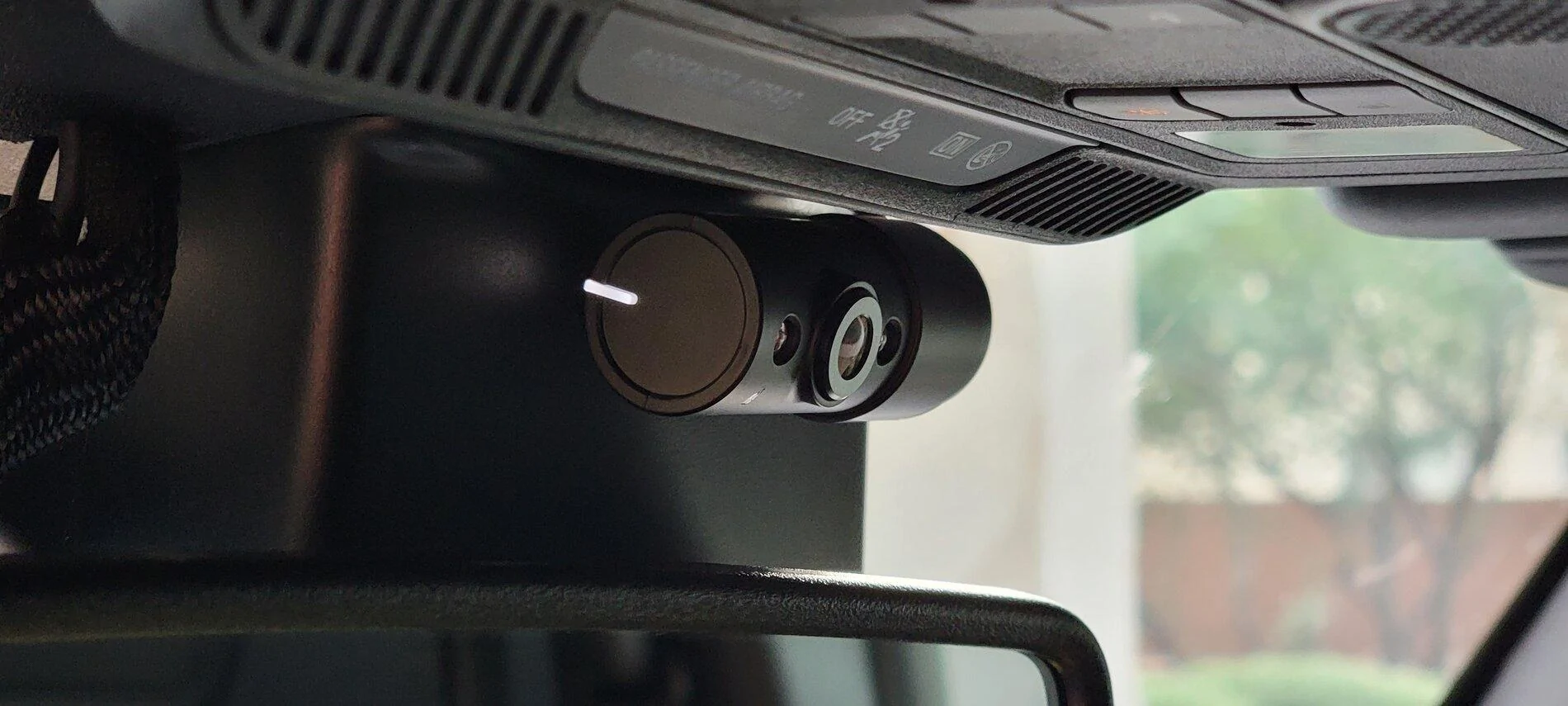 Ford Bronco " Tesla Sentry Mode " feature install using Blackvue Cameras as security / surveillance recorder 20211105_161509