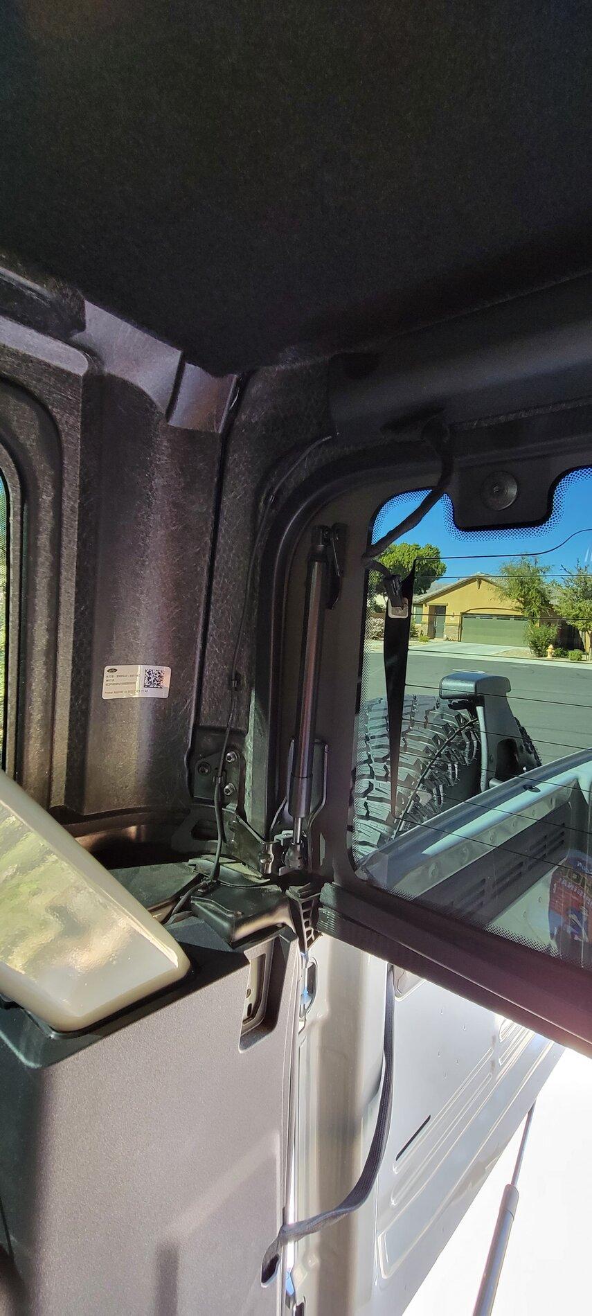 Ford Bronco " Tesla Sentry Mode " feature install using Blackvue Cameras as security / surveillance recorder 20211105_131513