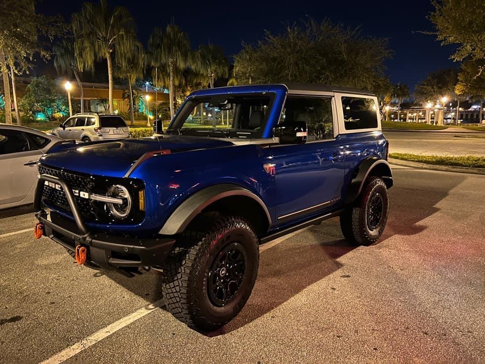 Ford Bronco First Edition Bronco Thread Night View 01