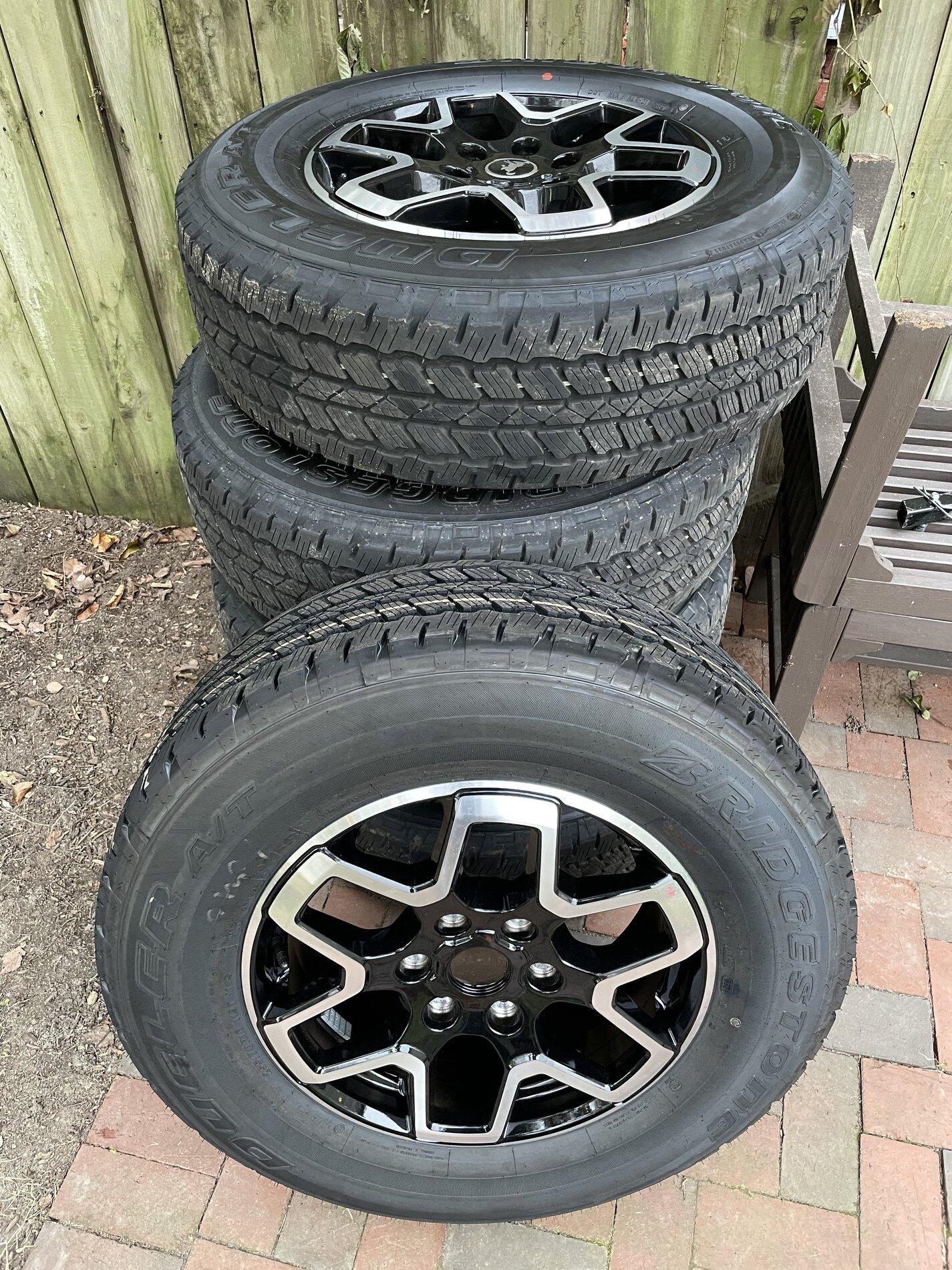 Ford Bronco Outer Banks Wheels and Tires IMG_1390