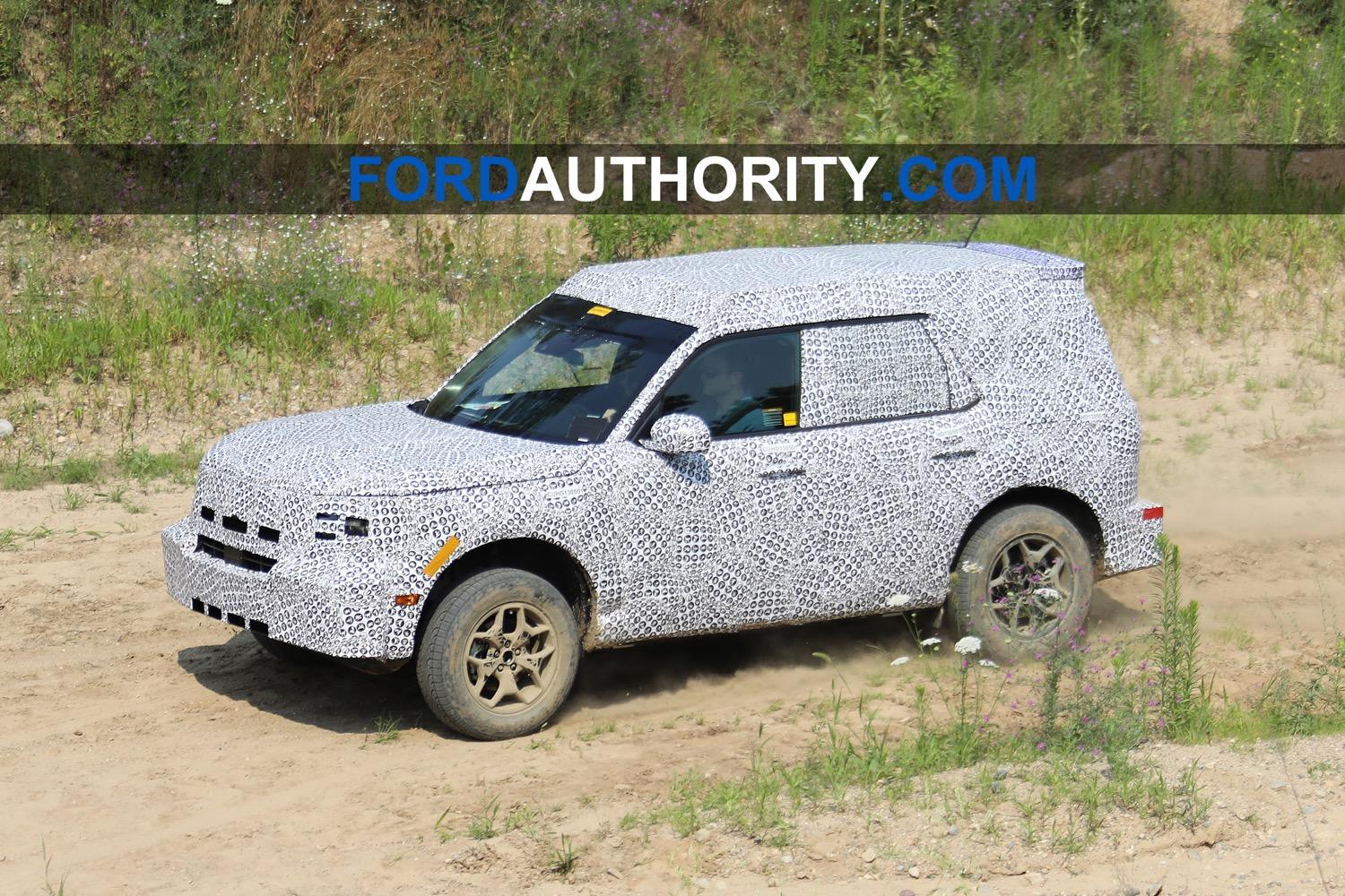Future-Baby-Ford-Bronco-Prototype-Testing-July-2019-Exterior-008.jpg