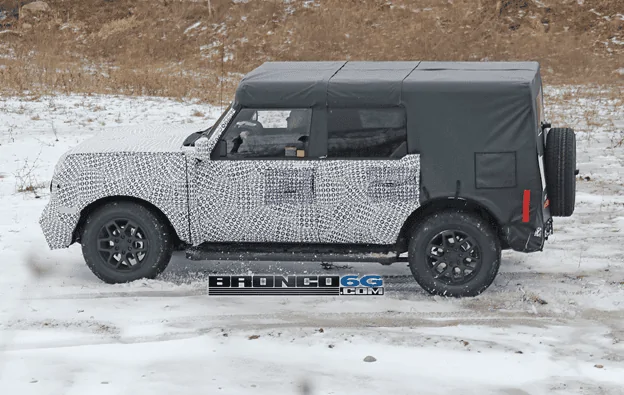 Ford Bronco First (Actual) 2021 Bronco U725 Prototype SPIED!! 1579200197683