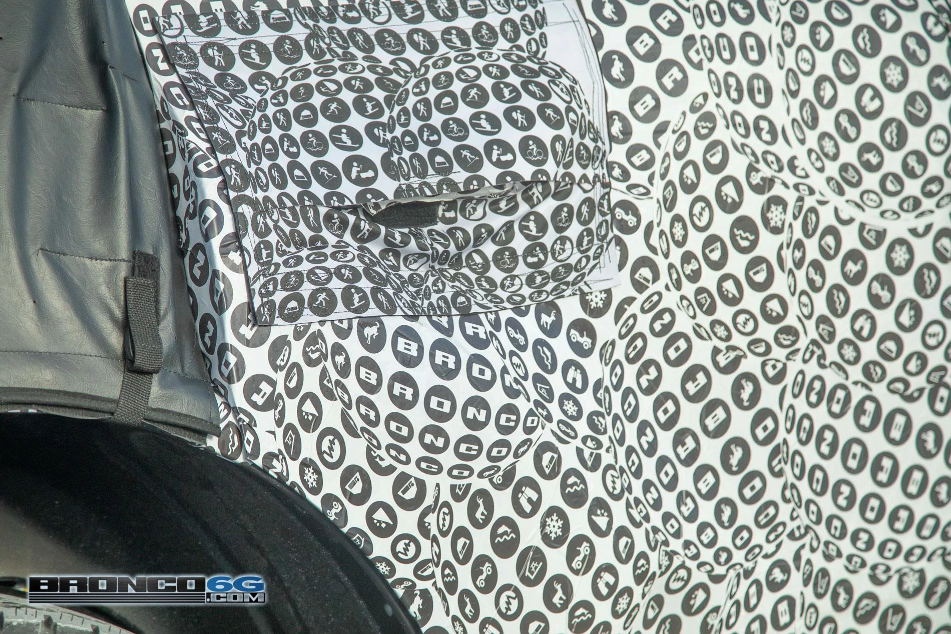 Ford Bronco Spy Video, Underbody / Suspension and Interior Closeups of 2021 Bronco Prototype! 2021_FordBronco.ext15