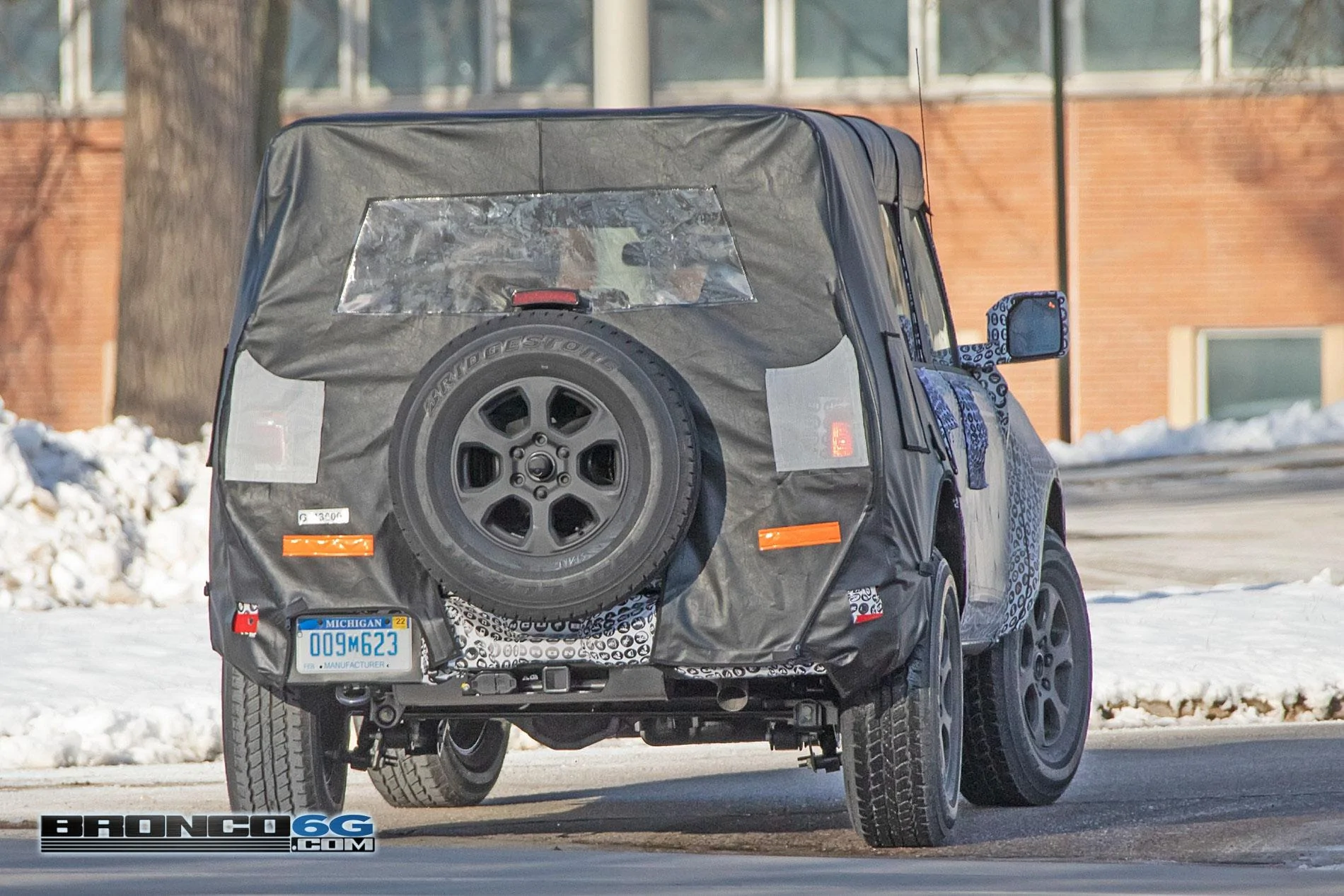 Ford Bronco Spy Video, Underbody / Suspension and Interior Closeups of 2021 Bronco Prototype! 2021_FordBronco.ext13