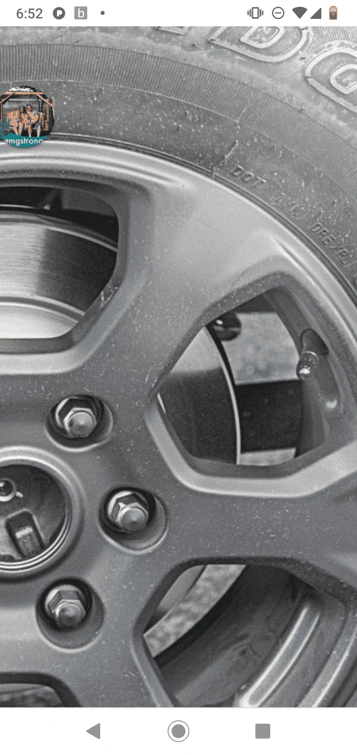 Ford Bronco Spy Video, Underbody / Suspension and Interior Closeups of 2021 Bronco Prototype! Screenshot_20200121-185230