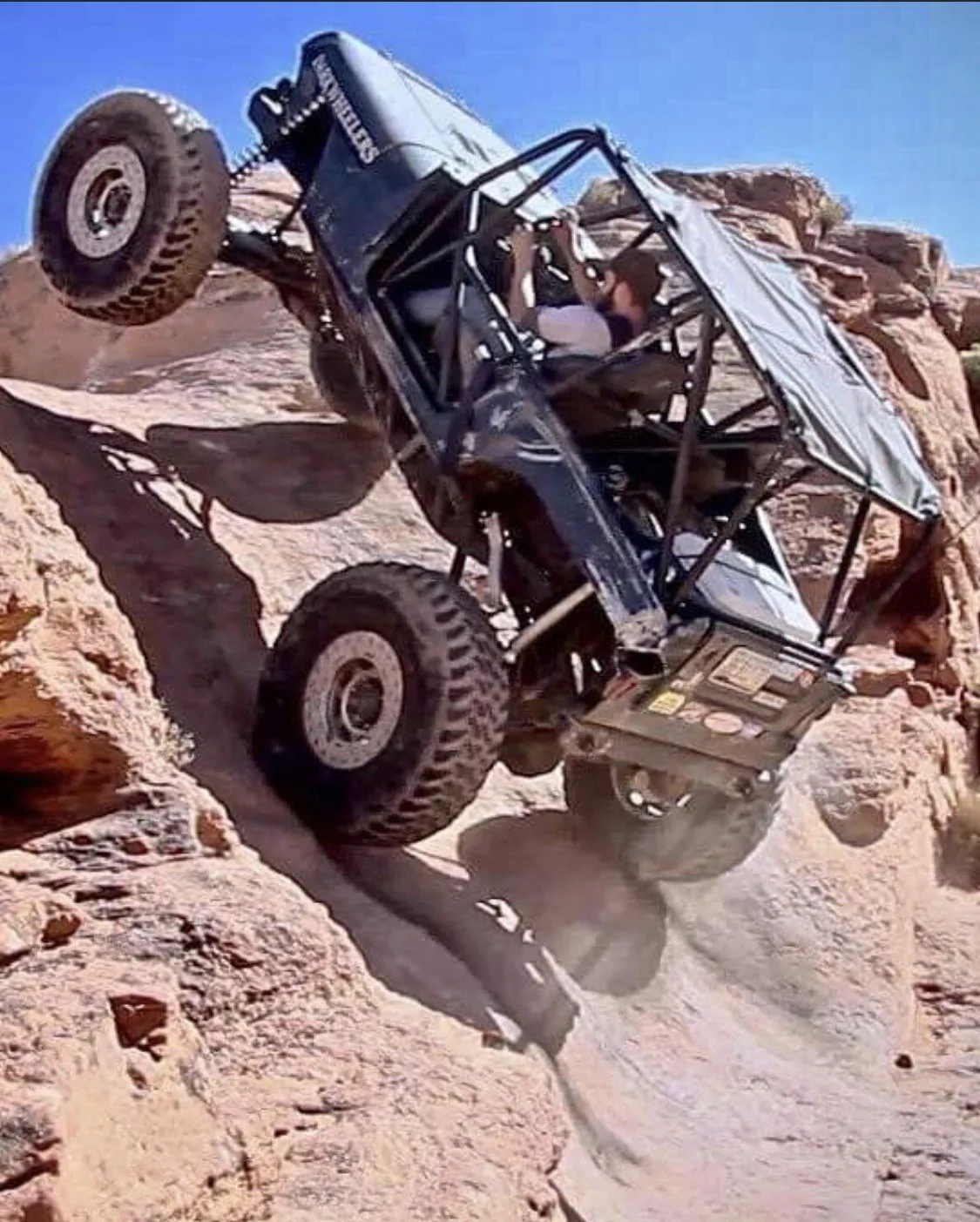 Ford Bronco Spy Video, Underbody / Suspension and Interior Closeups of 2021 Bronco Prototype! F9E7BDE5-E5A0-417A-8A78-C105C51045BA