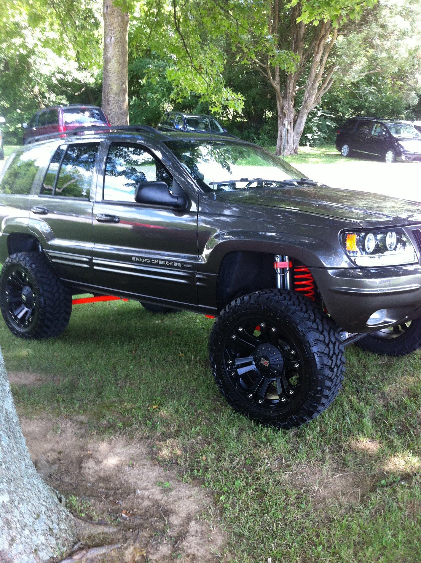 Ford Bronco Bucked Off-Roads Concepts (UPDATED!) 40E8237E-B9AD-46A4-88E9-464A06C9B4FA